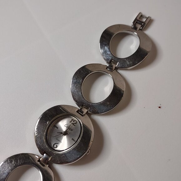 6.75 Inch Silver Tone Round Link Analog Watch - Picture 4 of 14